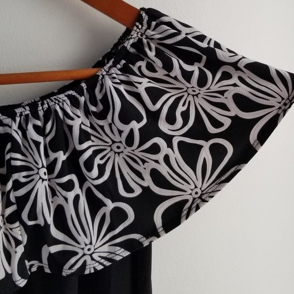 Cabi Jacquard Off Shoulder Embroidered Ruffle Crepe Jersey Knit Floral - Picture 3 of 4